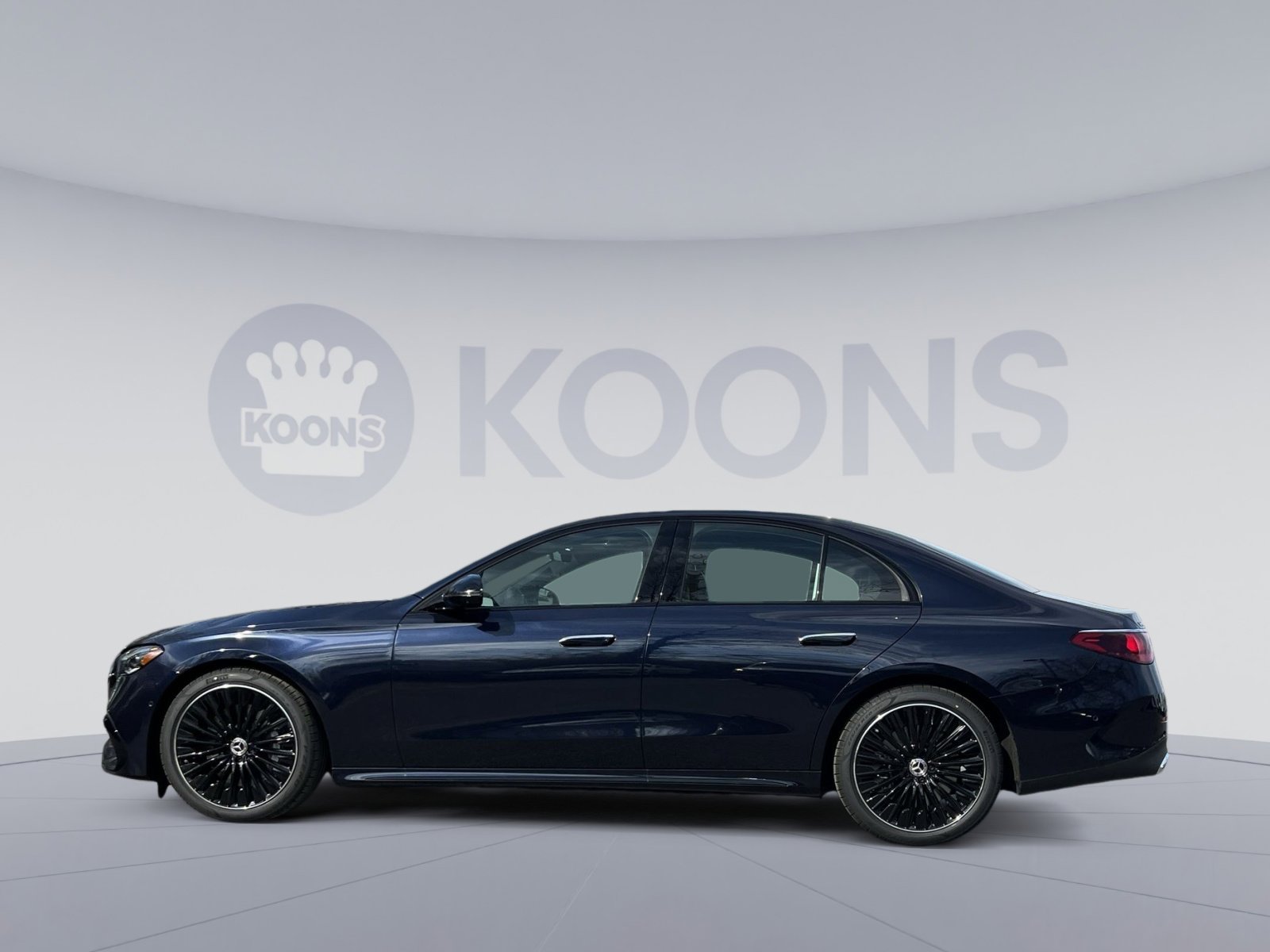 New 2026 Mercedes-Benz E 450 4MATIC Sedan image 2