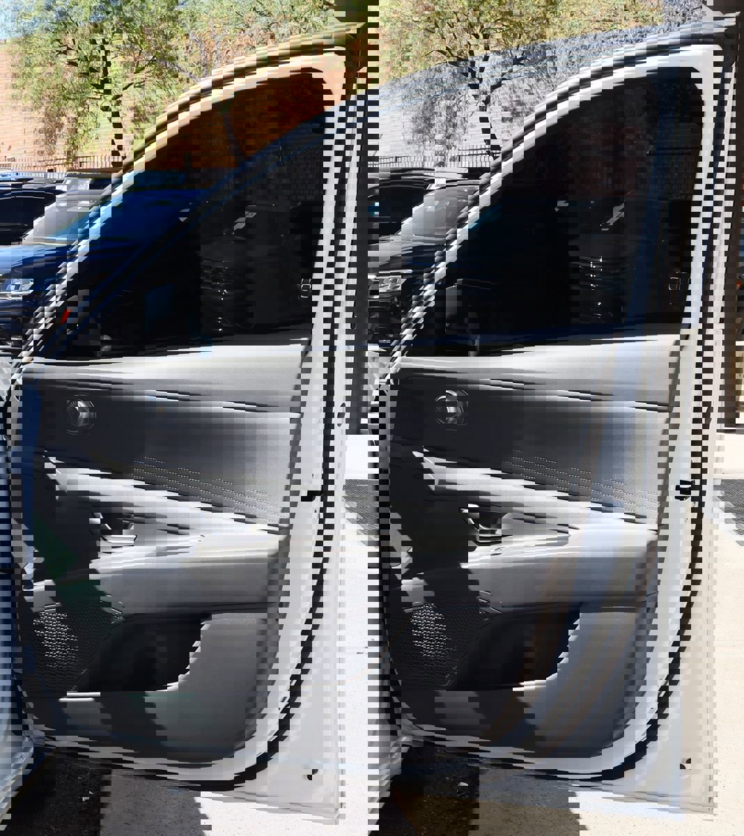 Used 2024 Hyundai Elantra SEL image 32