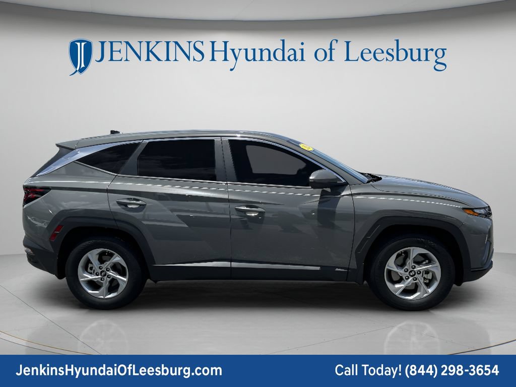 Certified 2024 Hyundai Tucson SE FWD image 3