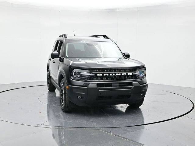 Certified 2025 Ford Bronco Sport Outer Banks w/ Outer Banks Tech Package+ AWD/4WD image 5