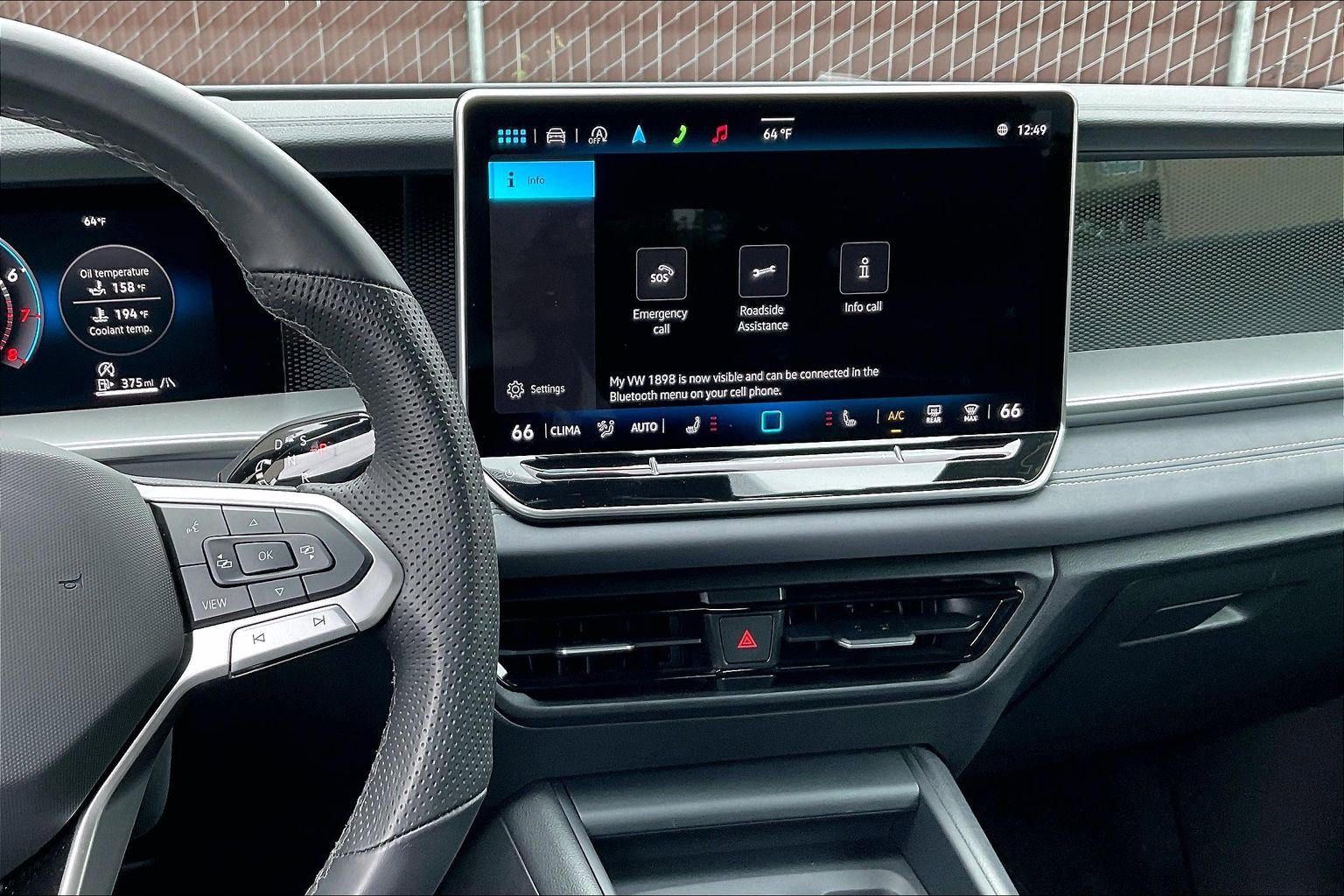 Certified 2025 Volkswagen Tiguan SE R-Line AWD/4WD image 5