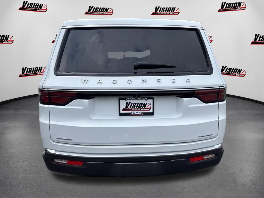 Used 2022 Jeep Wagoneer Series II AWD/4WD image 6
