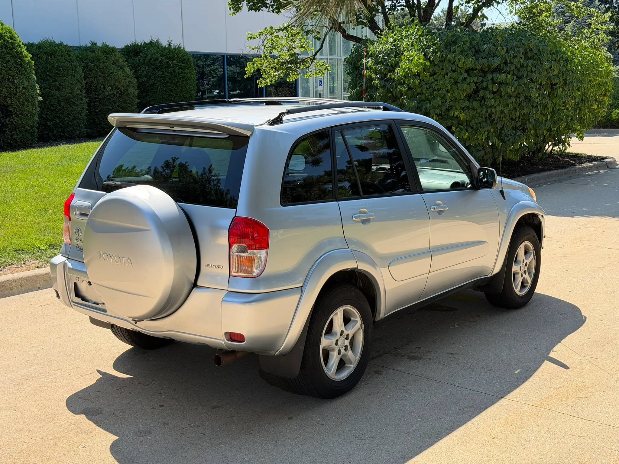 Used 2003 Toyota RAV4 4WD image 5