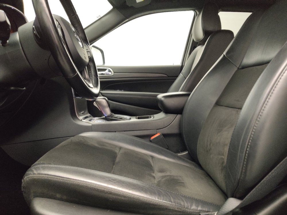 Used 2020 Jeep Grand Cherokee Altitude RWD image 17