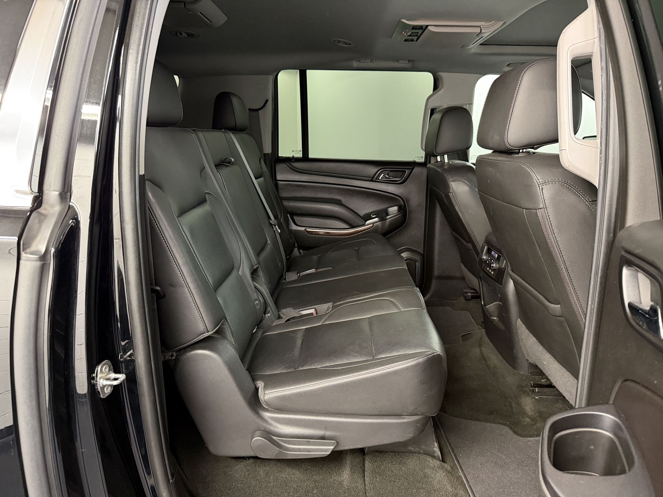 Used 2018 GMC Yukon XL SLT w/ Open Road Package AWD/4WD image 31