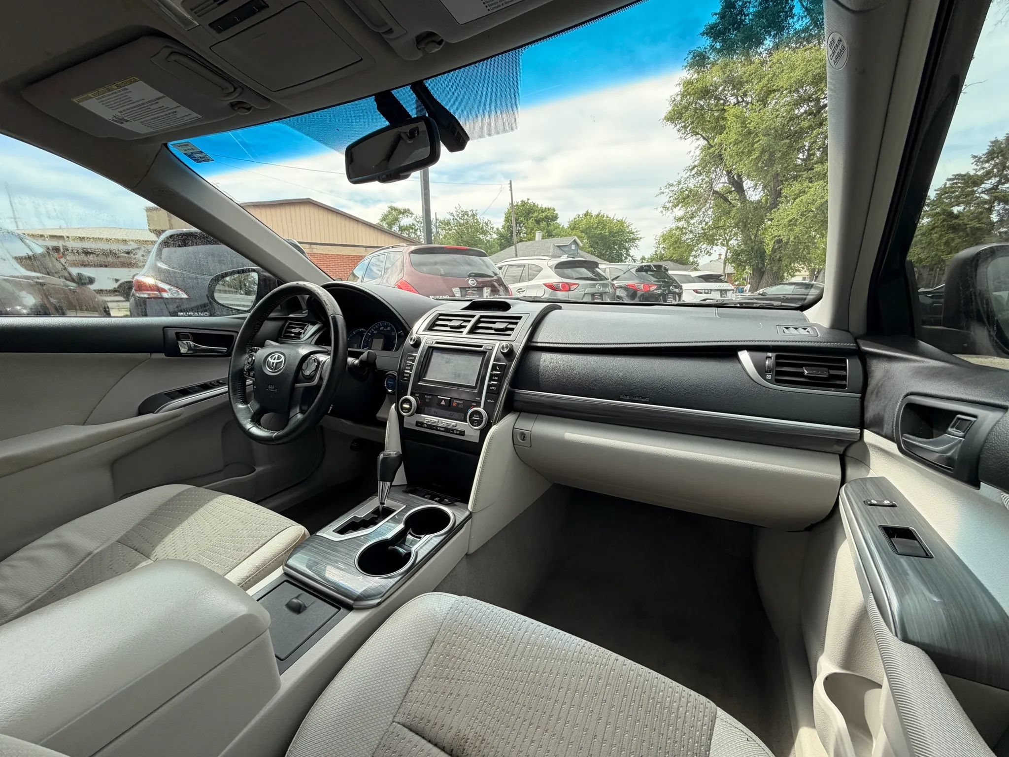 Used 2012 Toyota Camry XLE w/ Convenience Pkg FWD image 31