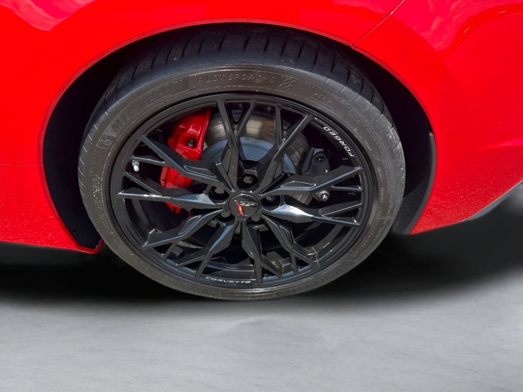 Used 2023 Chevrolet Corvette Stingray Convertible w/ Z51 Performance Package RWD image 31