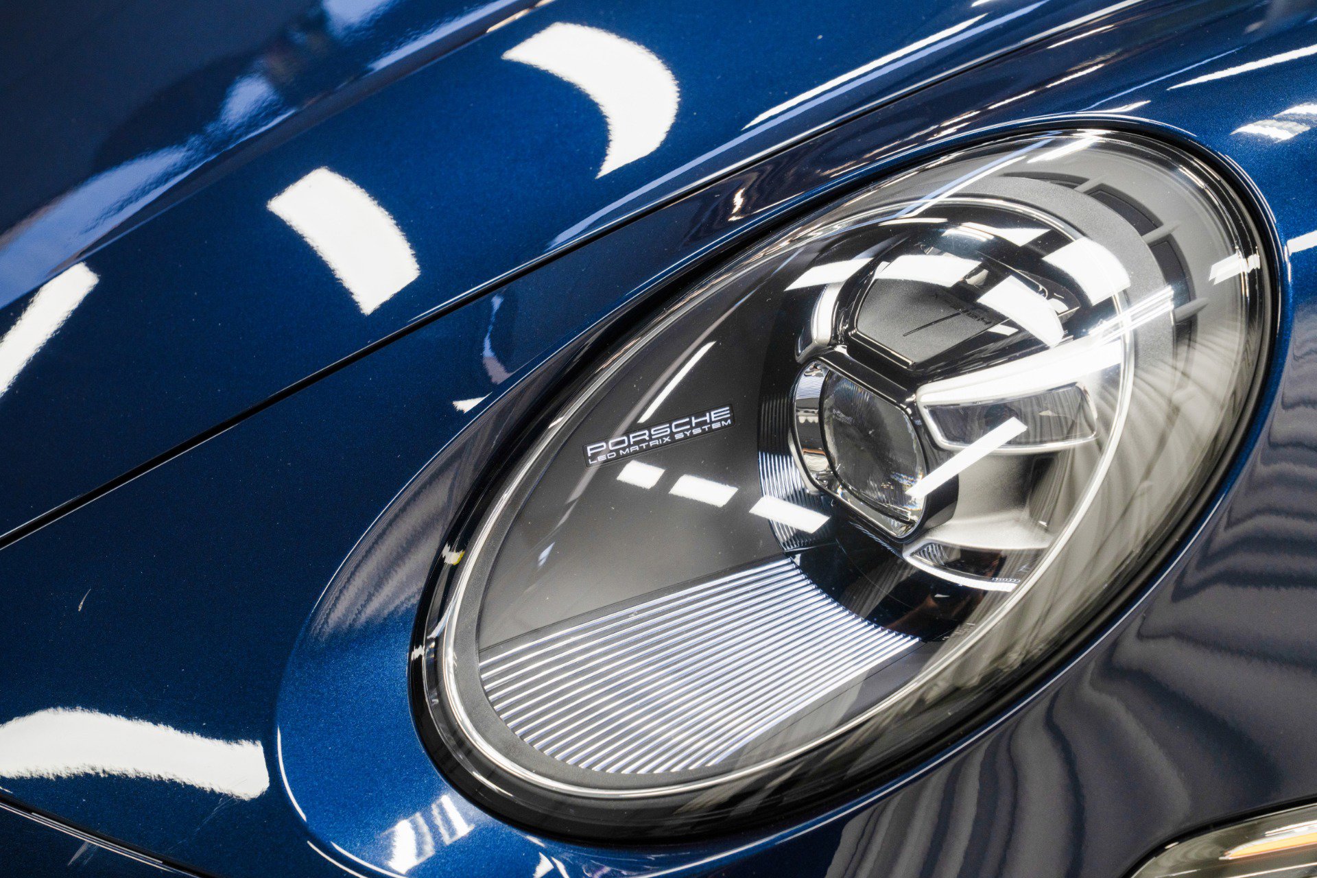 Used 2021 Porsche 911 Turbo S image 39