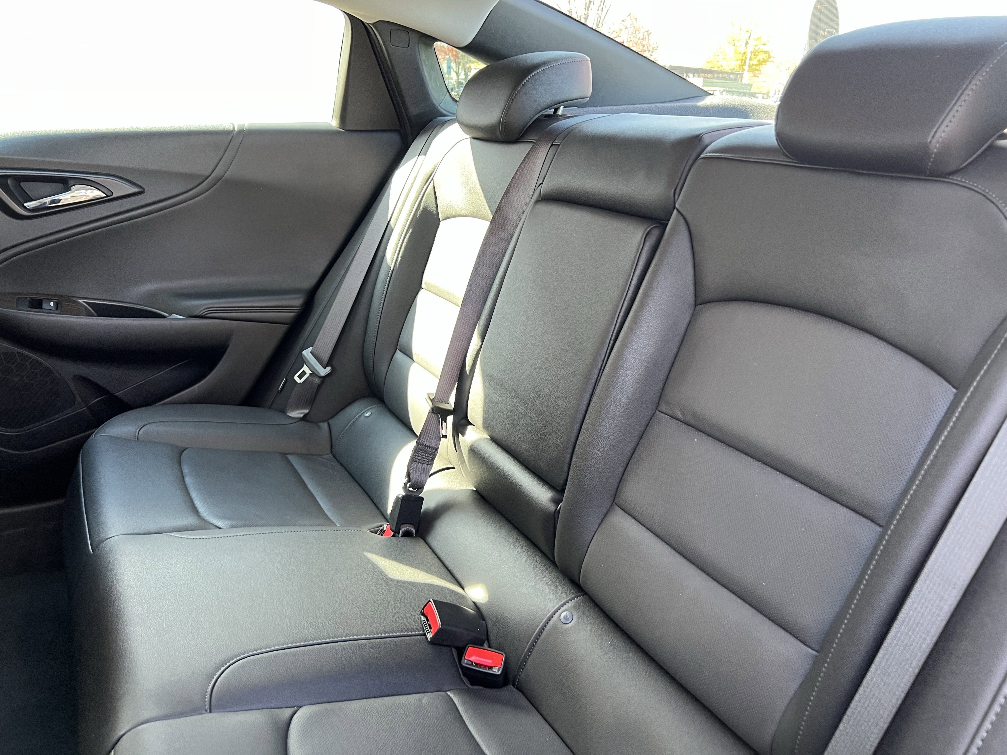 Used 2023 Chevrolet Malibu LT image 32