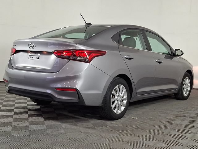 Used 2022 Hyundai Accent SEL FWD image 9