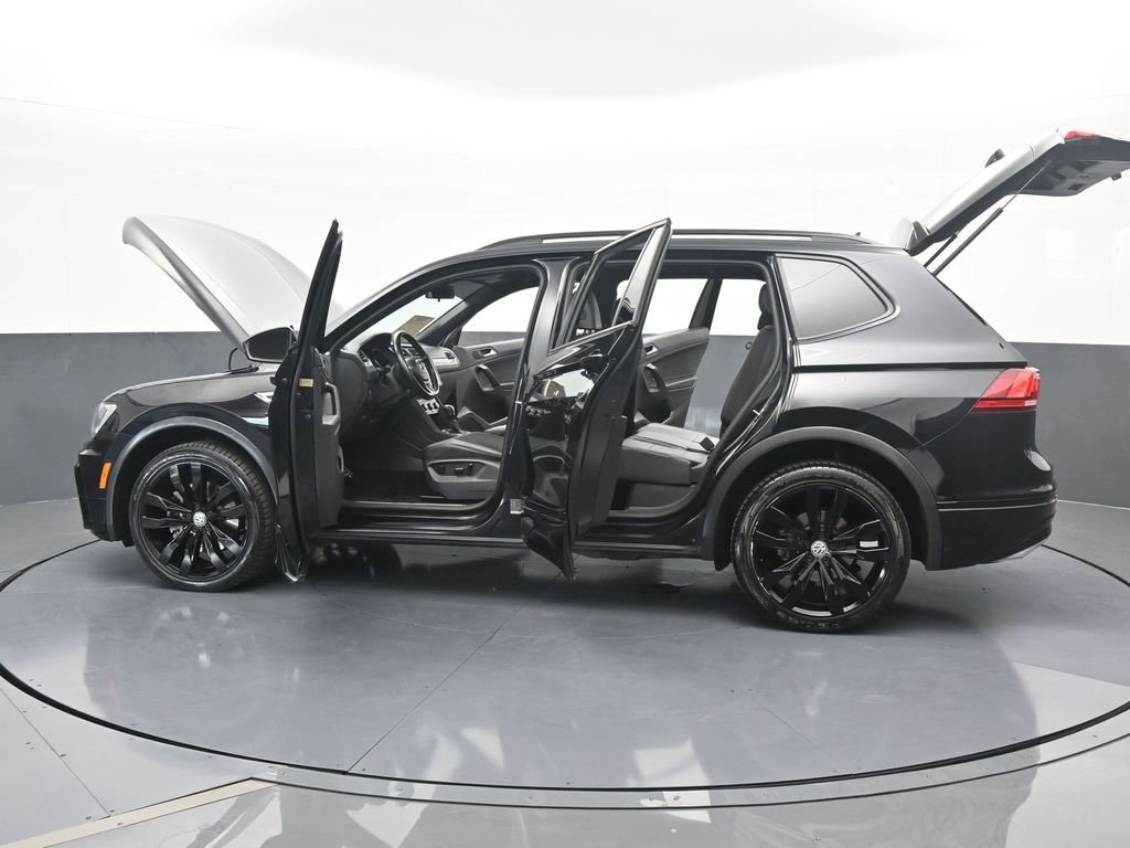 Used 2021 Volkswagen Tiguan SE R-Line image 74