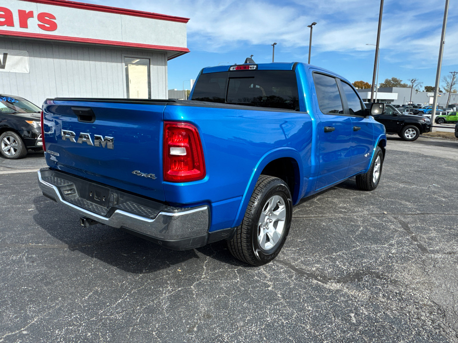 Used 2025 RAM 1500 Big Horn AWD/4WD image 5