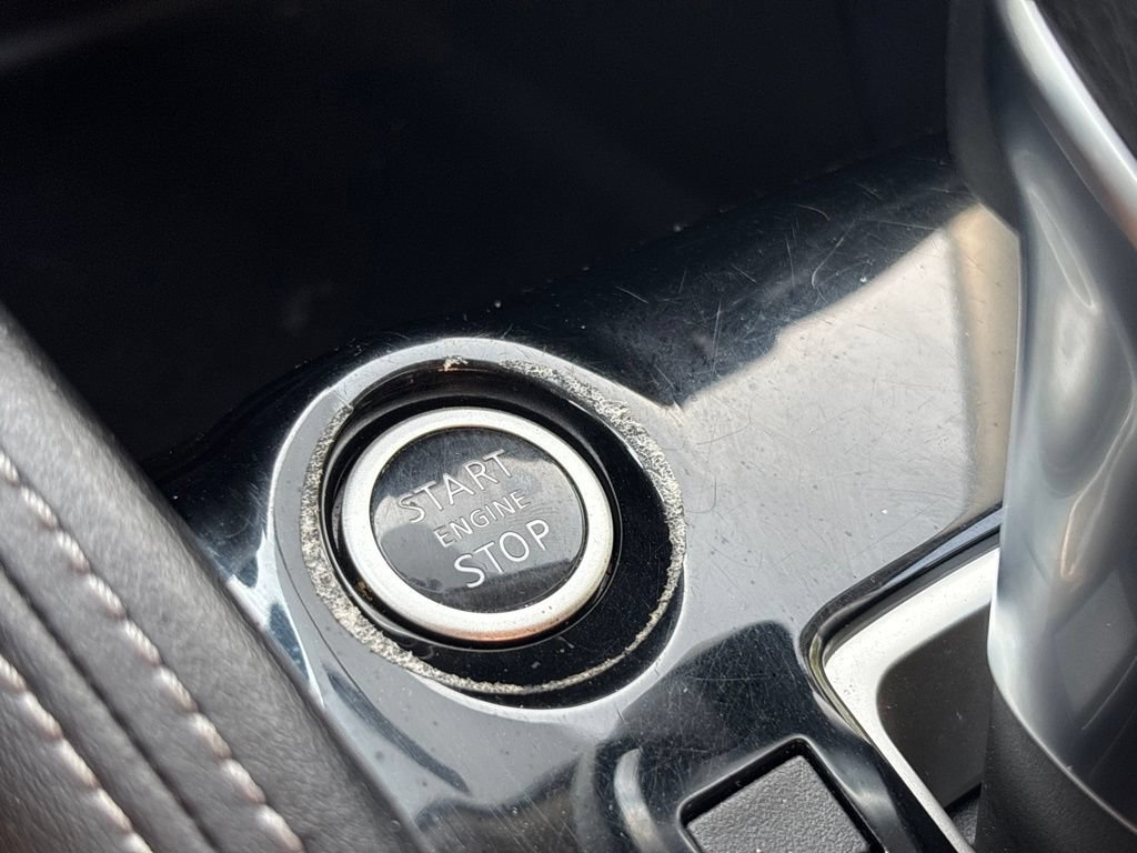 Used 2018 Nissan Kicks S FWD image 27