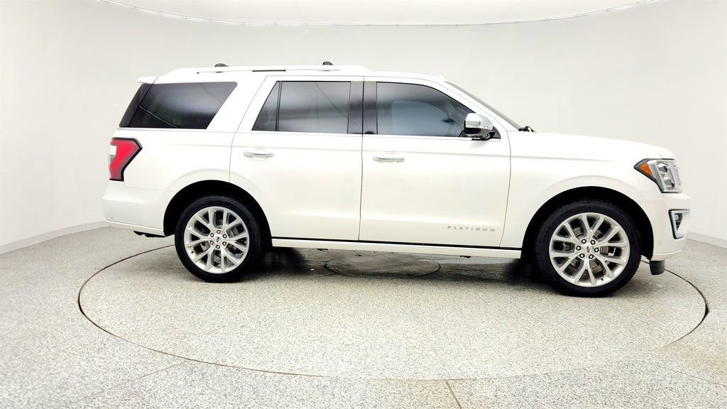 Used 2019 Ford Expedition Platinum image 4