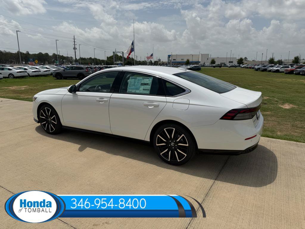 New 2026 Honda Accord Hybrid Touring image 4