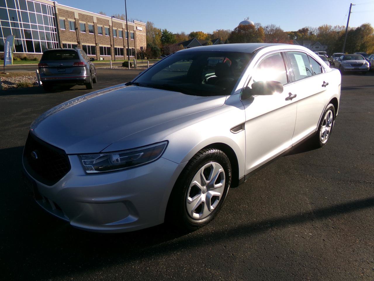Used 2017 Ford Taurus Police Interceptor AWD image 2