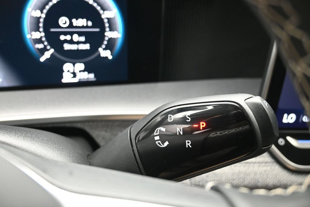 Used 2025 Volkswagen Tiguan S FWD image 15