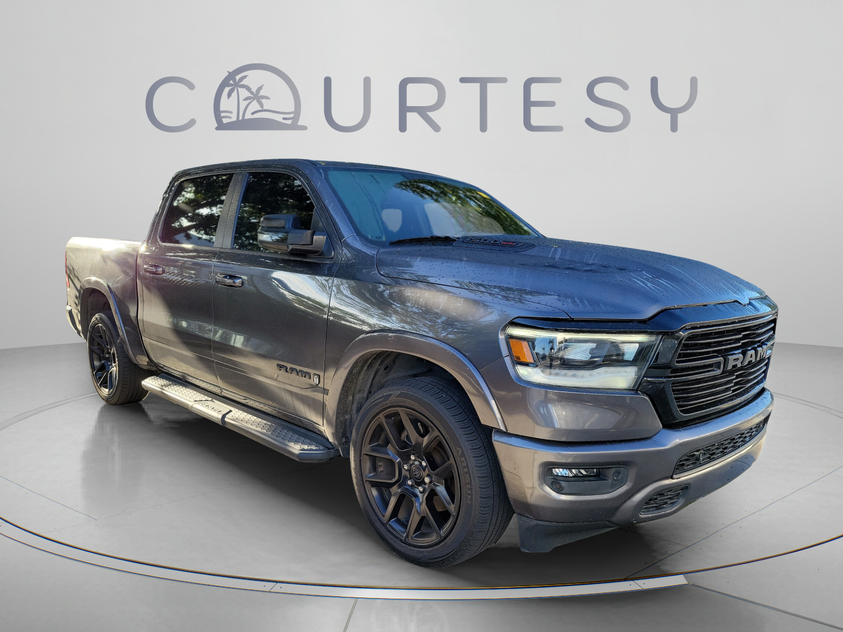 Certified 2022 RAM 1500 Laramie AWD/4WD image 4