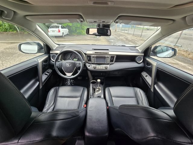 Used 2014 Toyota RAV4 Limited w/ Technology Package AWD/4WD image 19