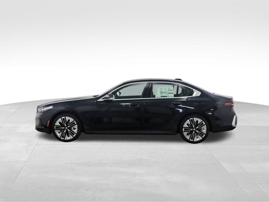 New 2026 BMW 530i xDrive image 2