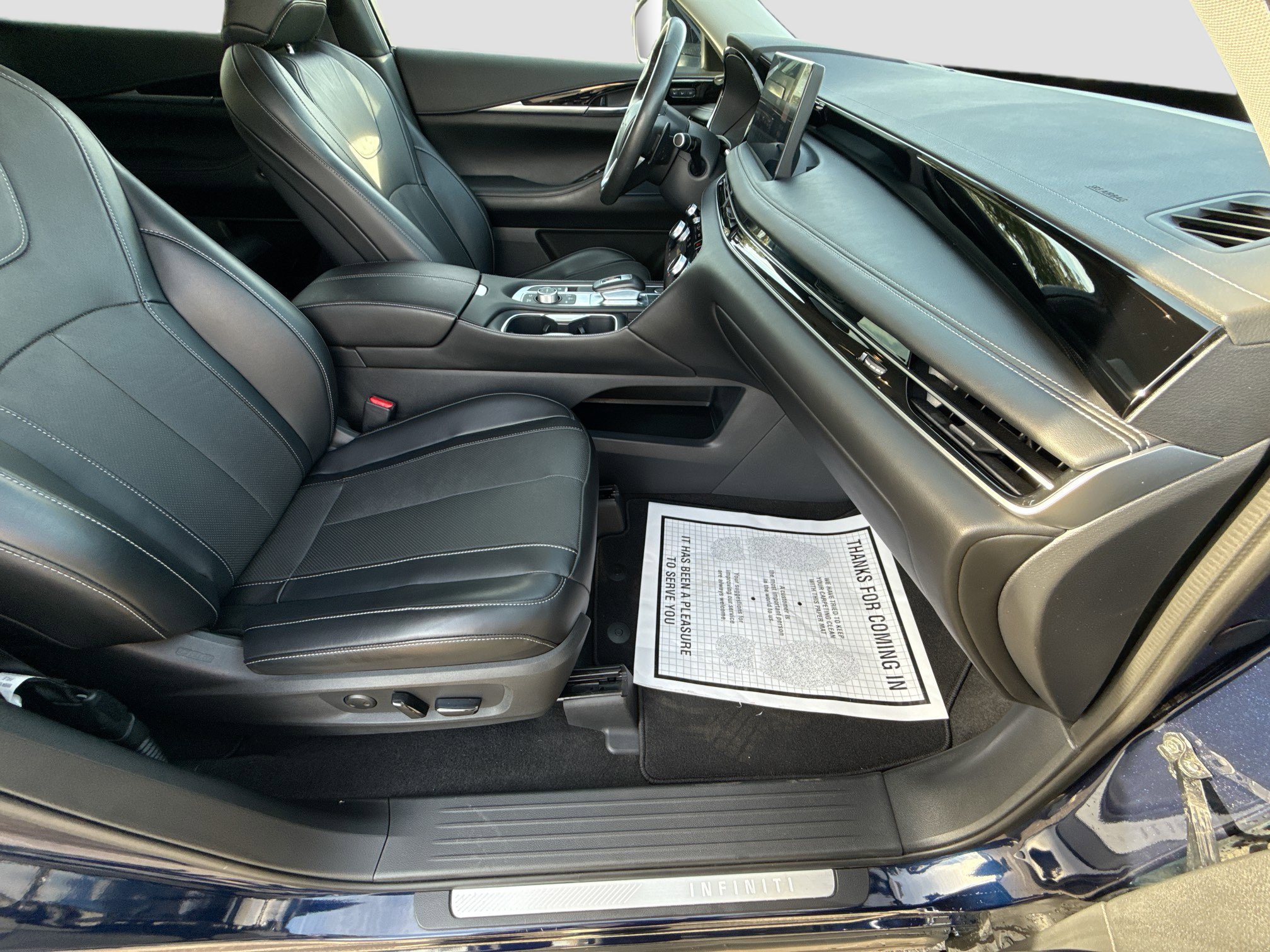 Used 2023 INFINITI QX60 Pure image 15