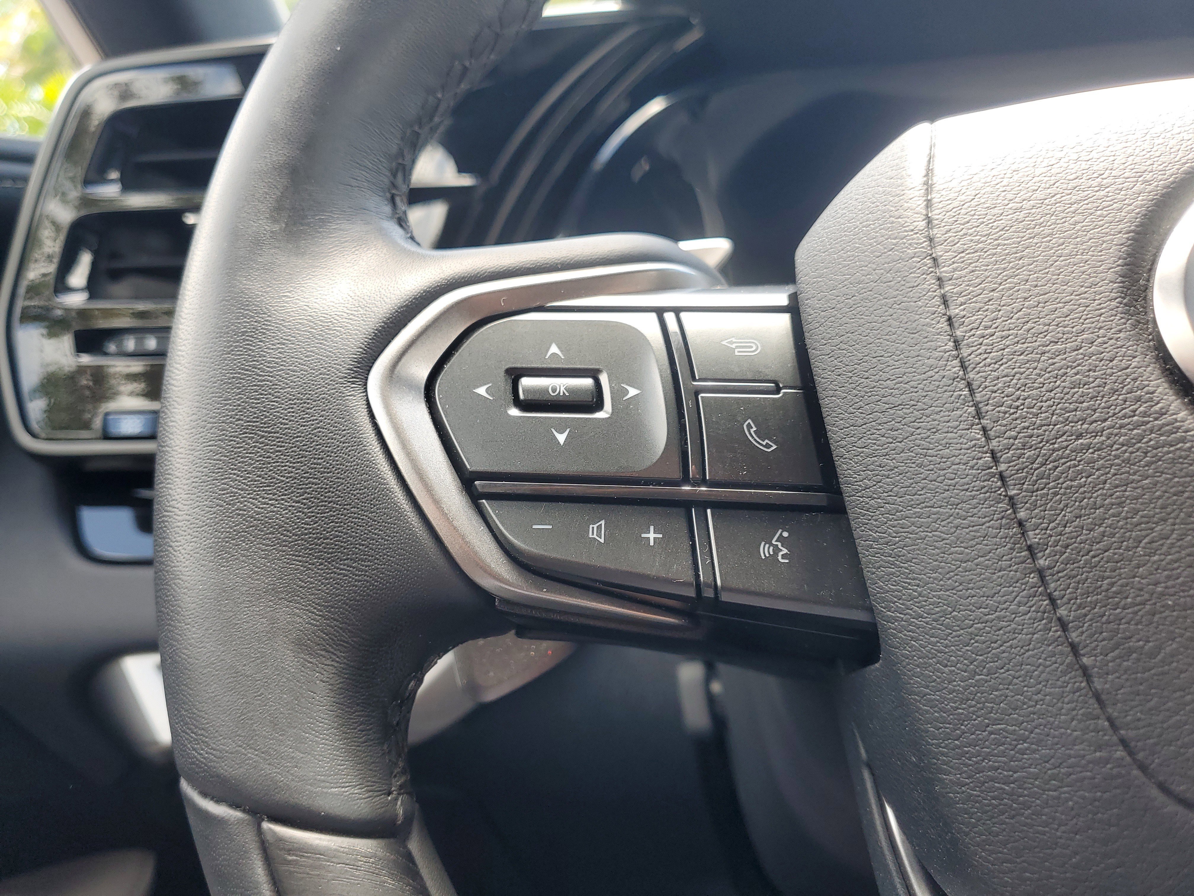 Used 2023 Lexus RX 350 Premium w/ Cold Area Package FWD image 22