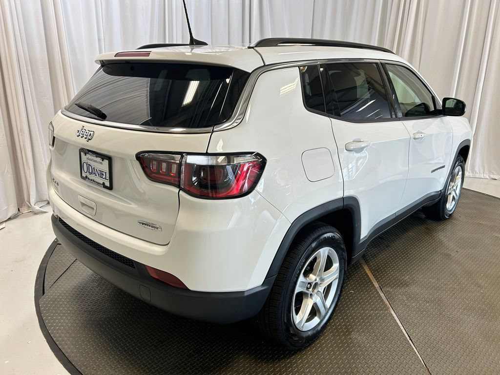 Used 2023 Jeep Compass Latitude AWD/4WD image 28