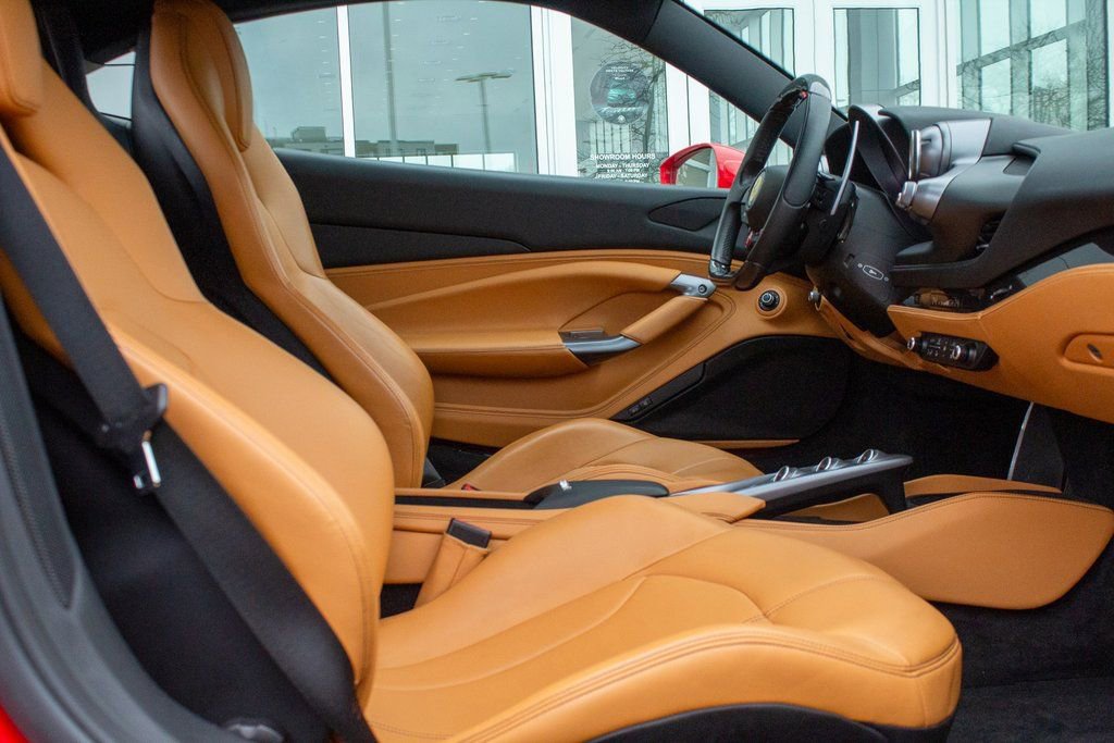 Used 2020 Ferrari F8 Tributo image 19