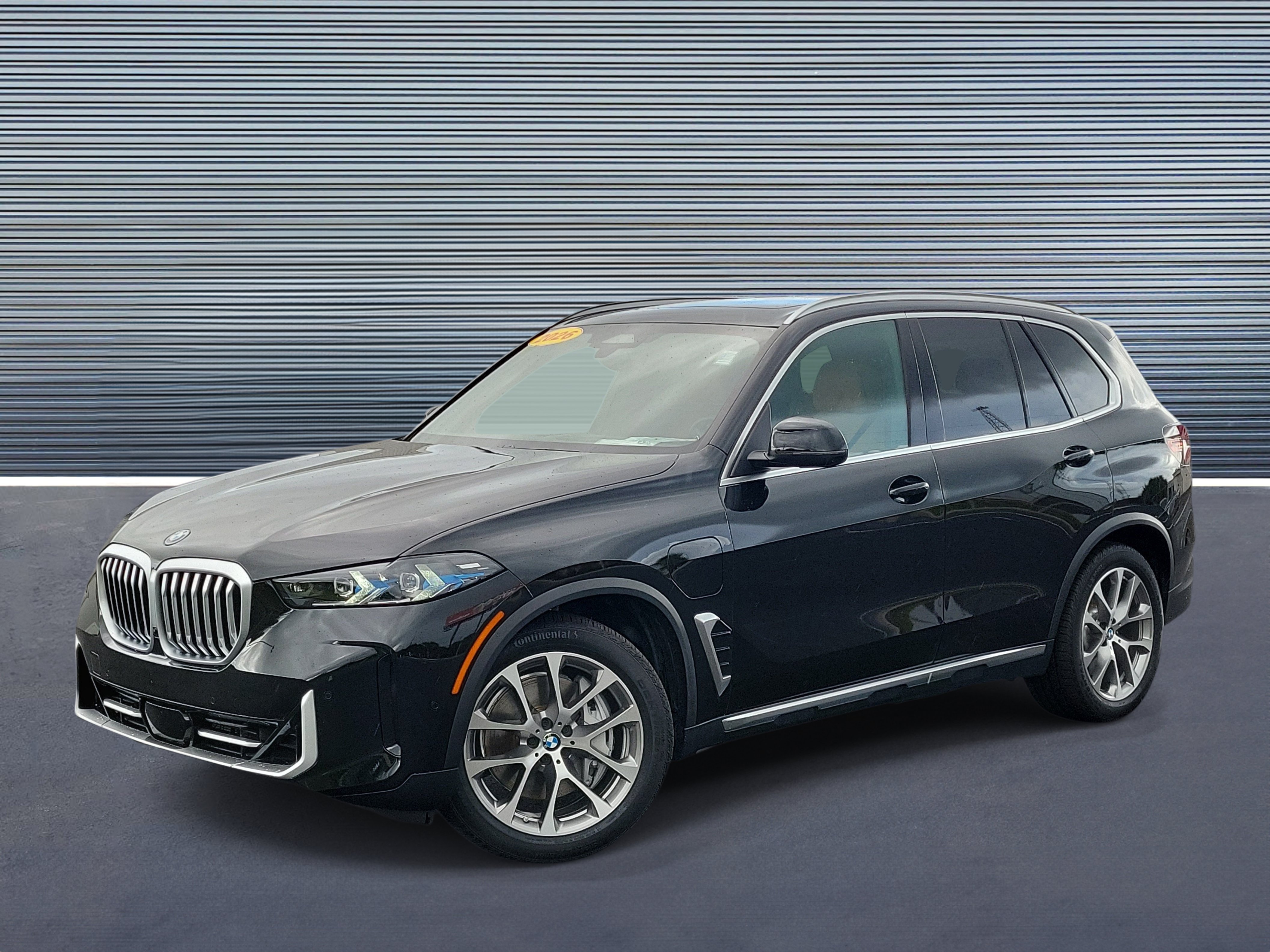 Used 2026 BMW X5 xDrive50e AWD/4WD image 1