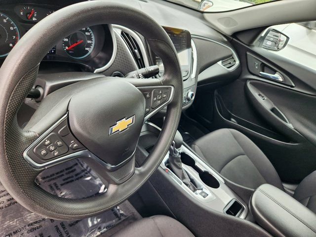 Used 2024 Chevrolet Malibu LT image 12