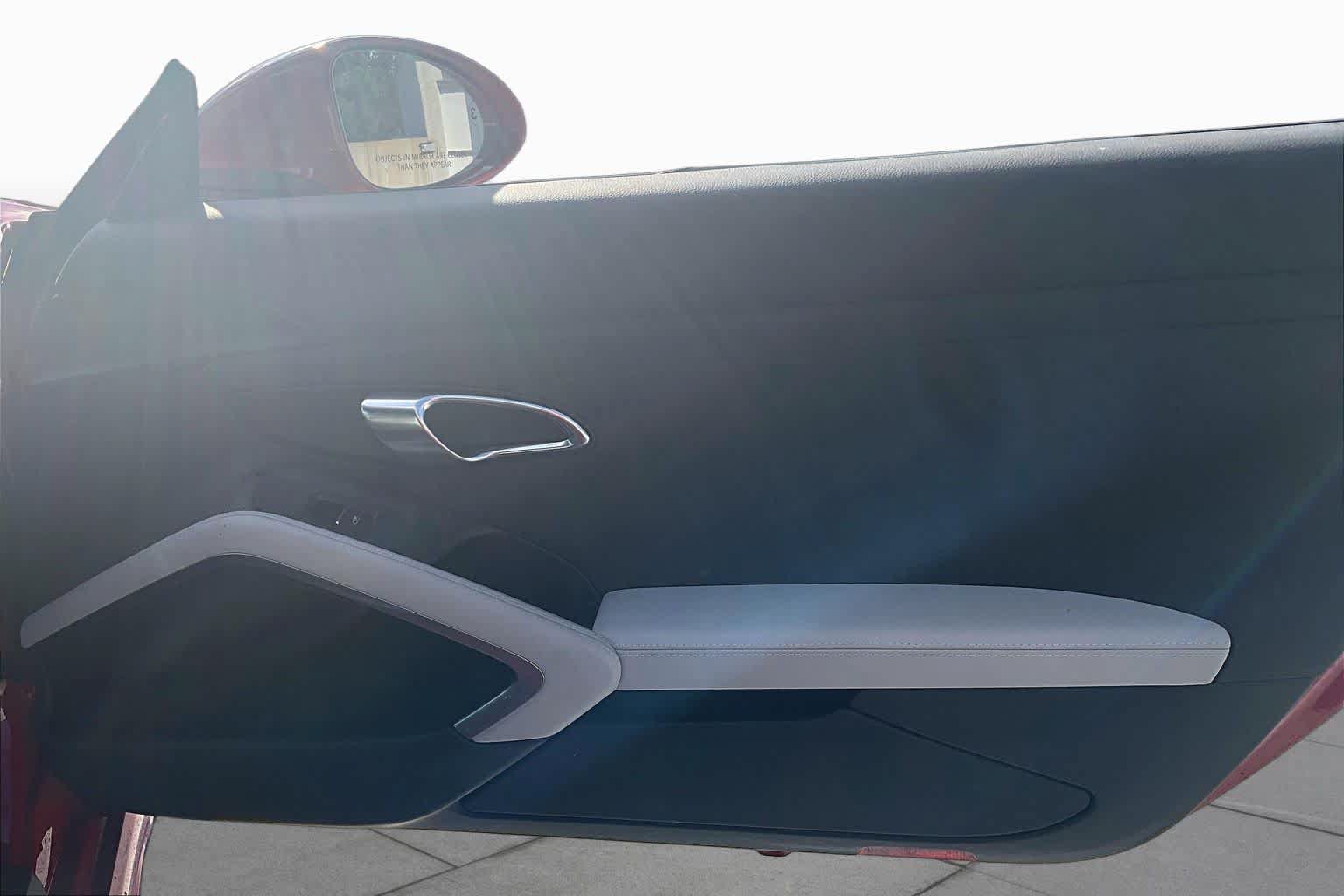 Used 2019 Porsche 718 Cayman RWD image 19