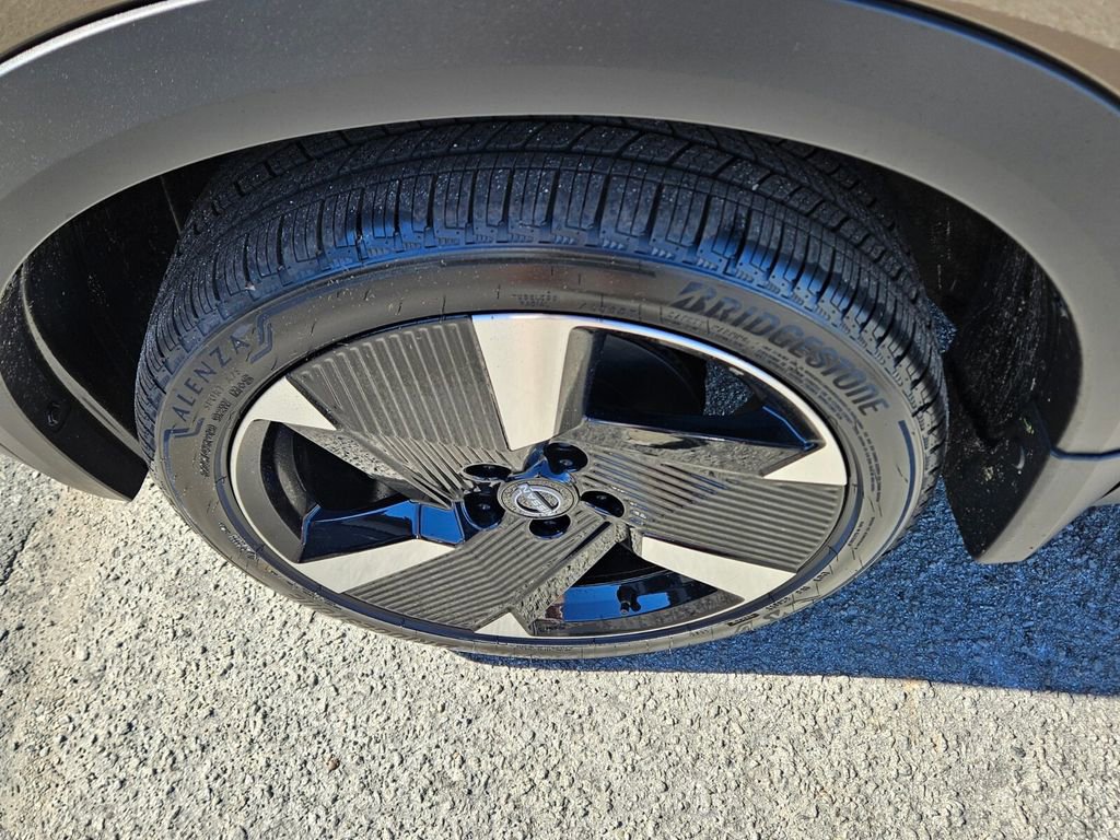 New 2026 Nissan Kicks SR image 18