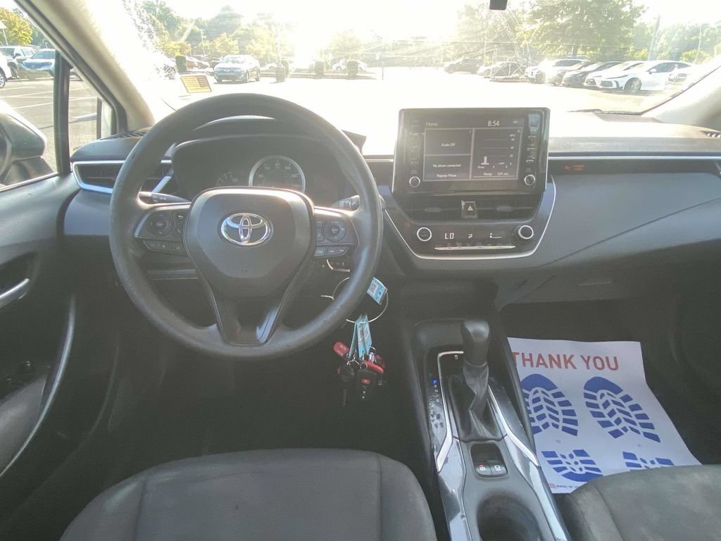 Used 2020 Toyota Corolla LE FWD image 14