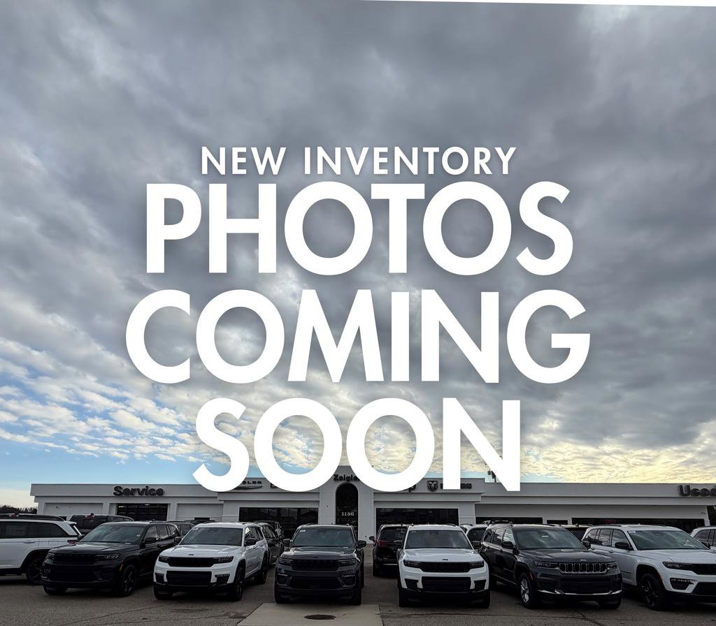 Used 2017 Lincoln Continental Reserve w/ Luxury Package image 11