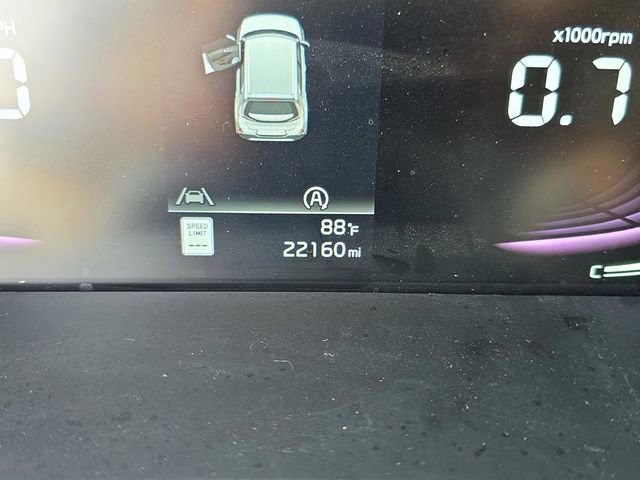 Used 2023 Kia Soul LX w/ LX Technology Package image 24