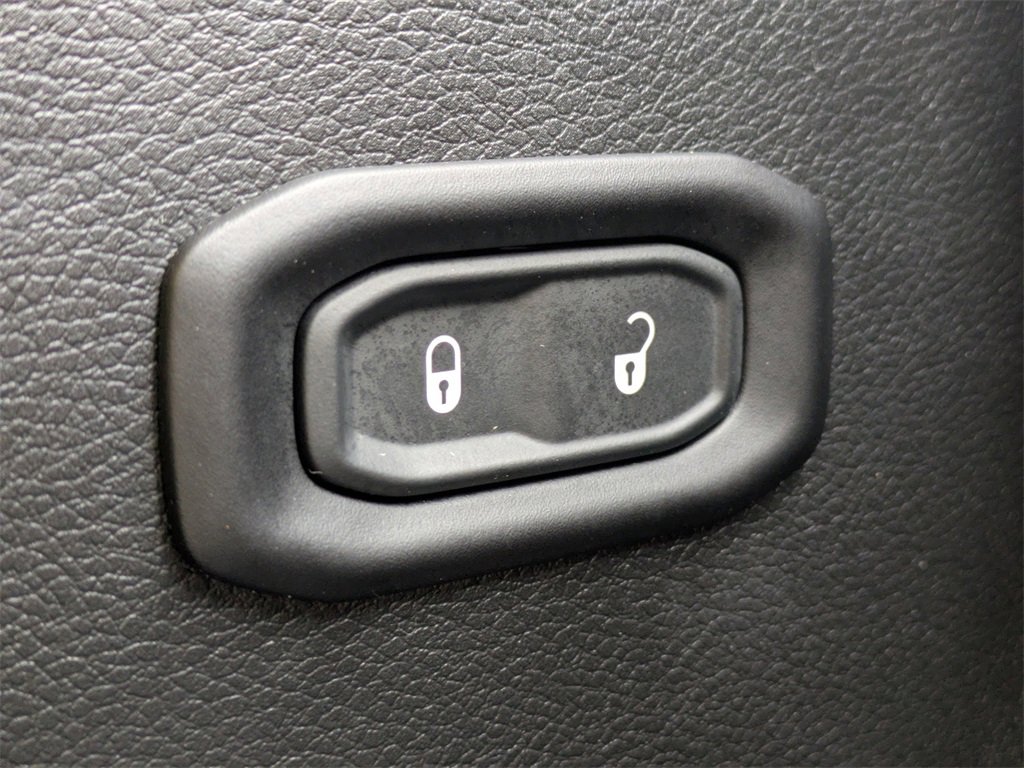 Used 2021 Jeep Wrangler Unlimited Willys image 23