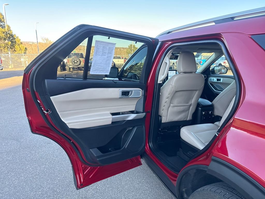Certified 2023 Ford Explorer Limited w/ Limited Technology Package image 17