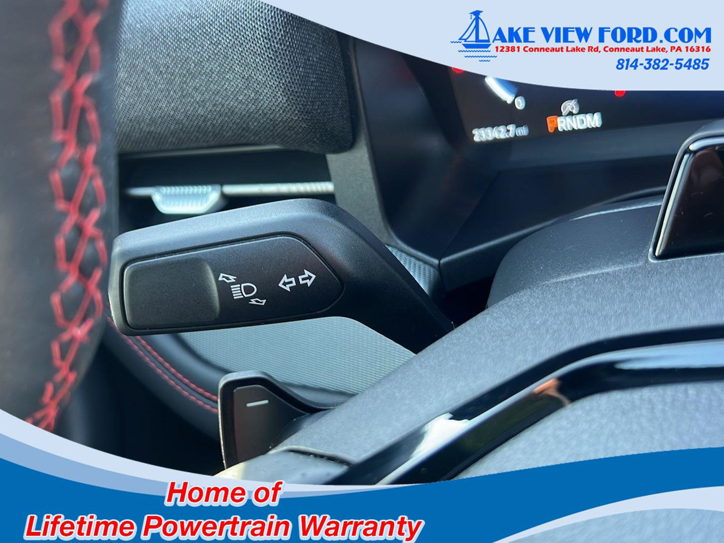 Used 2025 Ford Explorer ST AWD/4WD image 36