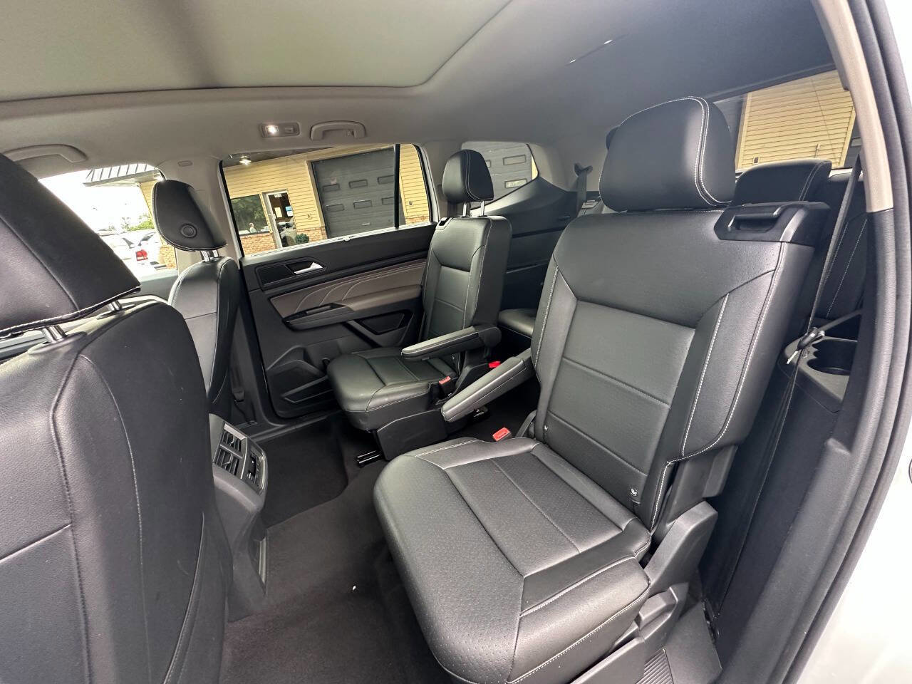 Used 2021 Volkswagen Atlas SE image 27