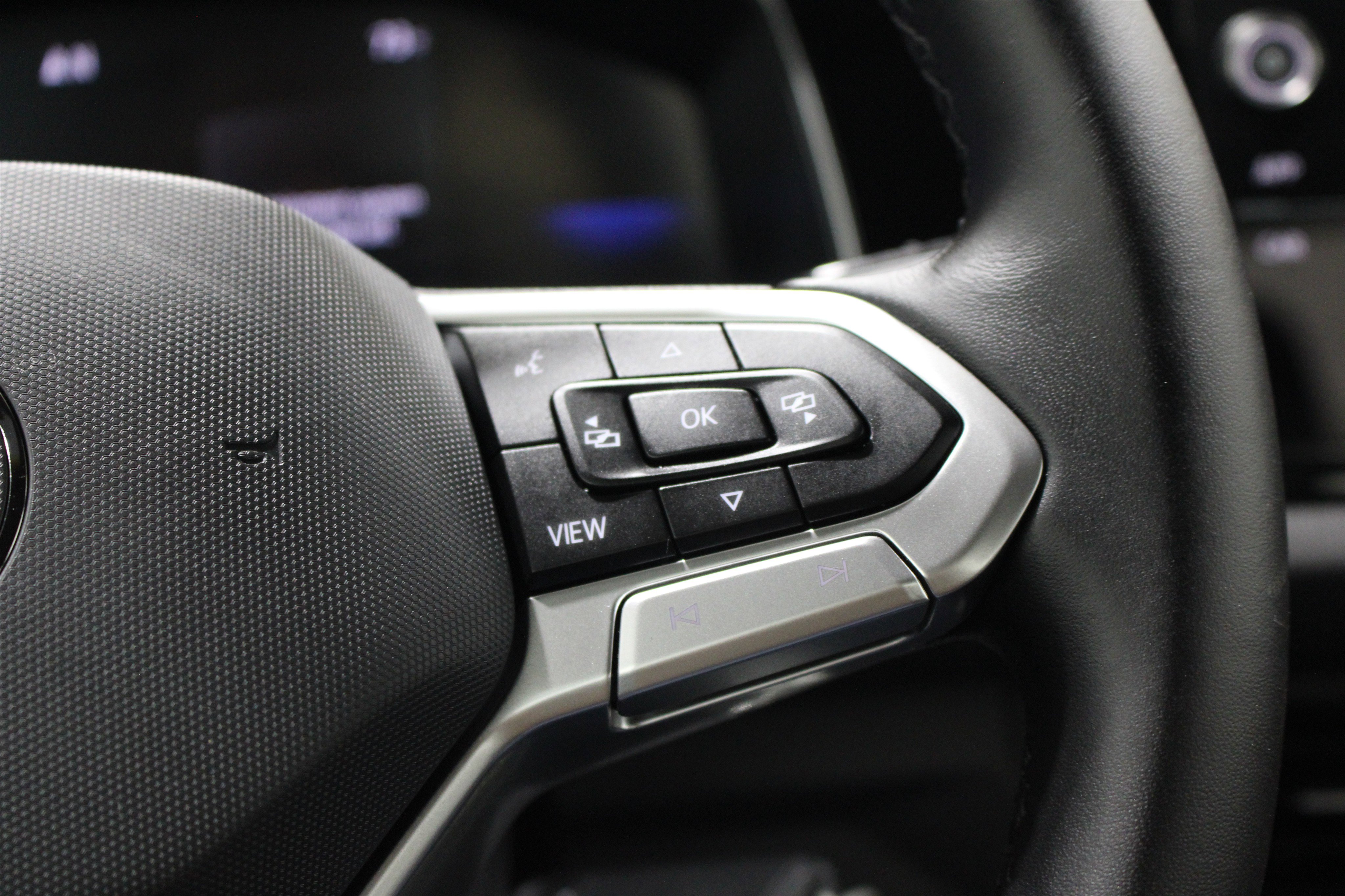 Used 2025 Volkswagen Jetta Sport FWD image 14
