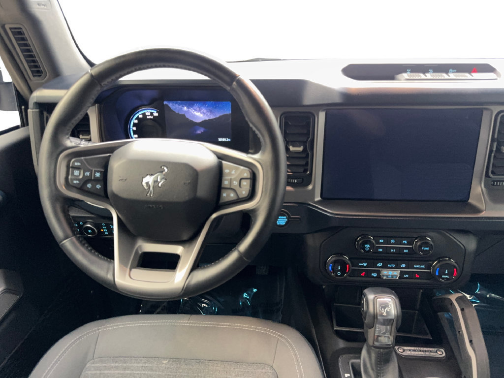 Used 2022 Ford Bronco Outer Banks AWD/4WD image 46