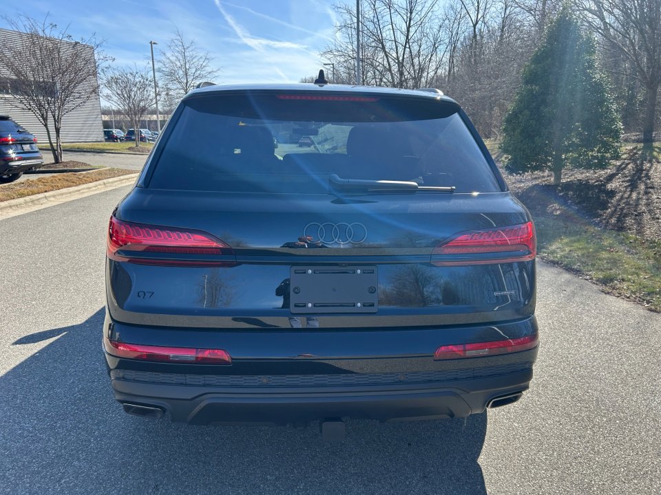 New 2026 Audi Q7 3.0T Premium Plus image 14