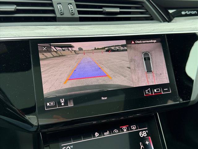Used 2019 Audi e-tron Prestige w/ Prestige Package AWD/4WD image 14