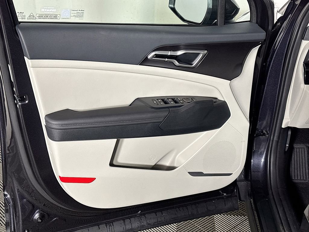 New 2026 Kia Sportage EX FWD image 10