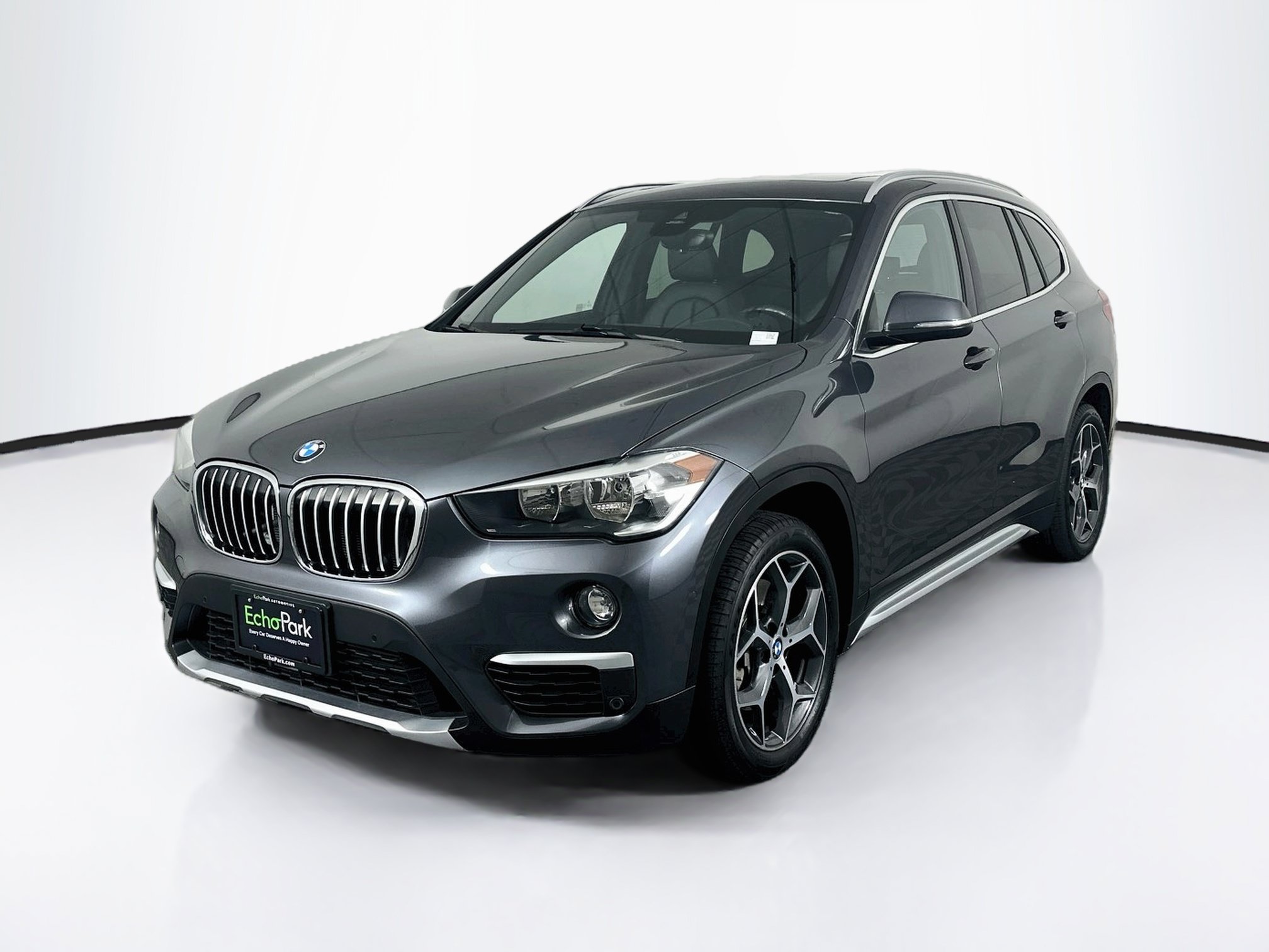 Used 2019 BMW X1 xDrive28i w/ Convenience Package AWD/4WD image 3