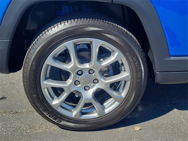 Certified 2022 Jeep Compass Latitude image 6