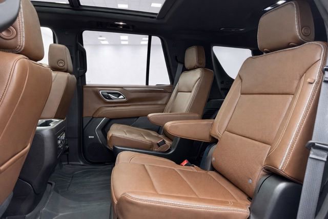 Used 2023 Chevrolet Tahoe High Country image 15