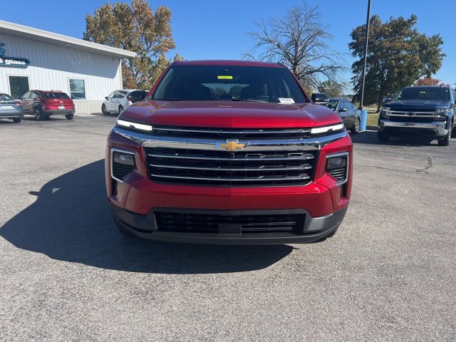 New 2026 Chevrolet Traverse LT w/ Driver Confidence Package image 3