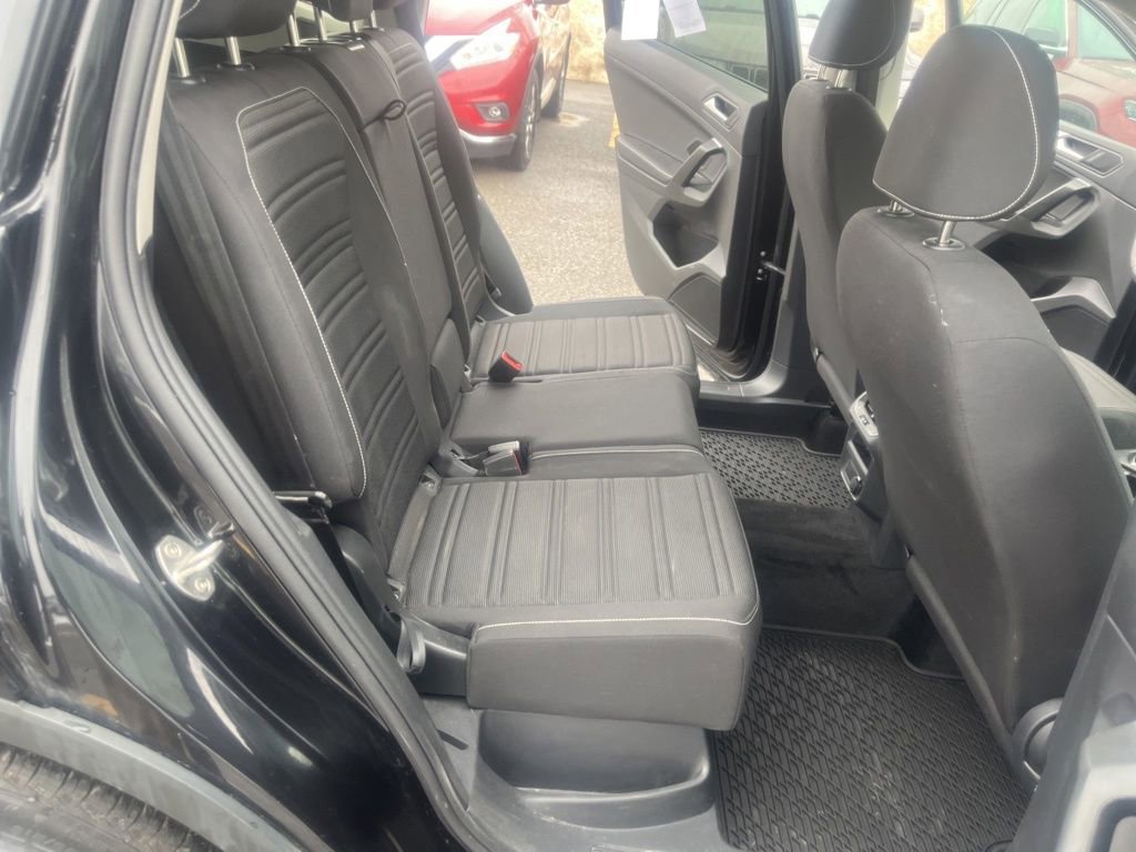 Used 2024 Volkswagen Tiguan S image 12