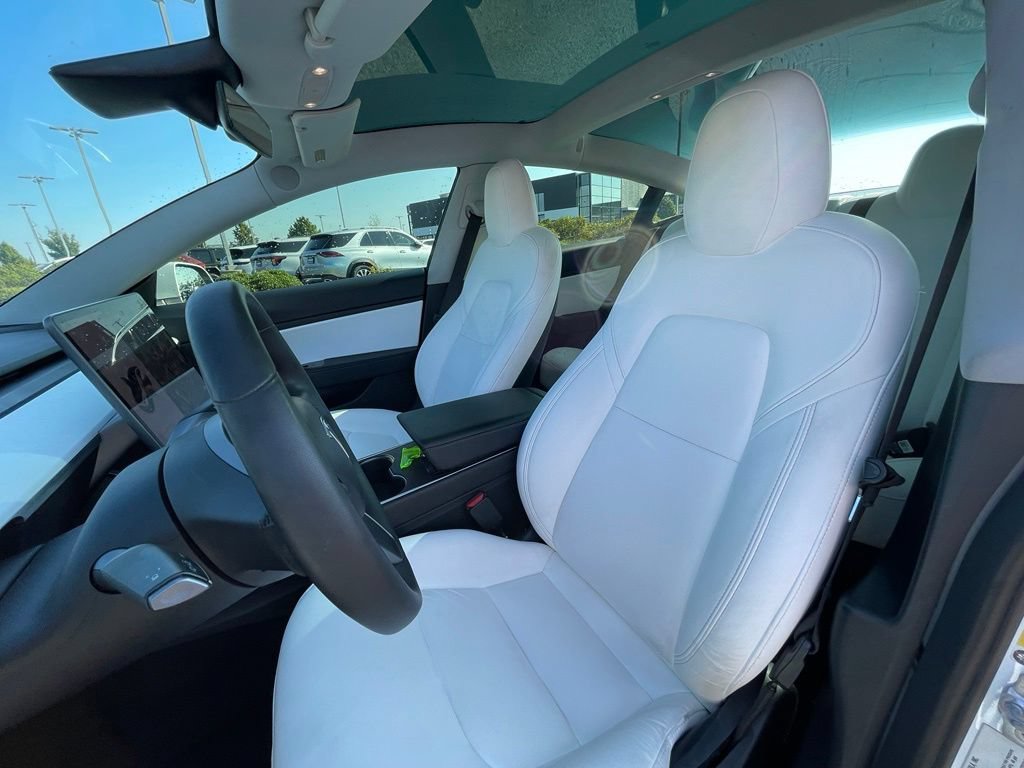 Used 2020 Tesla Model 3 Standard Range RWD image 21